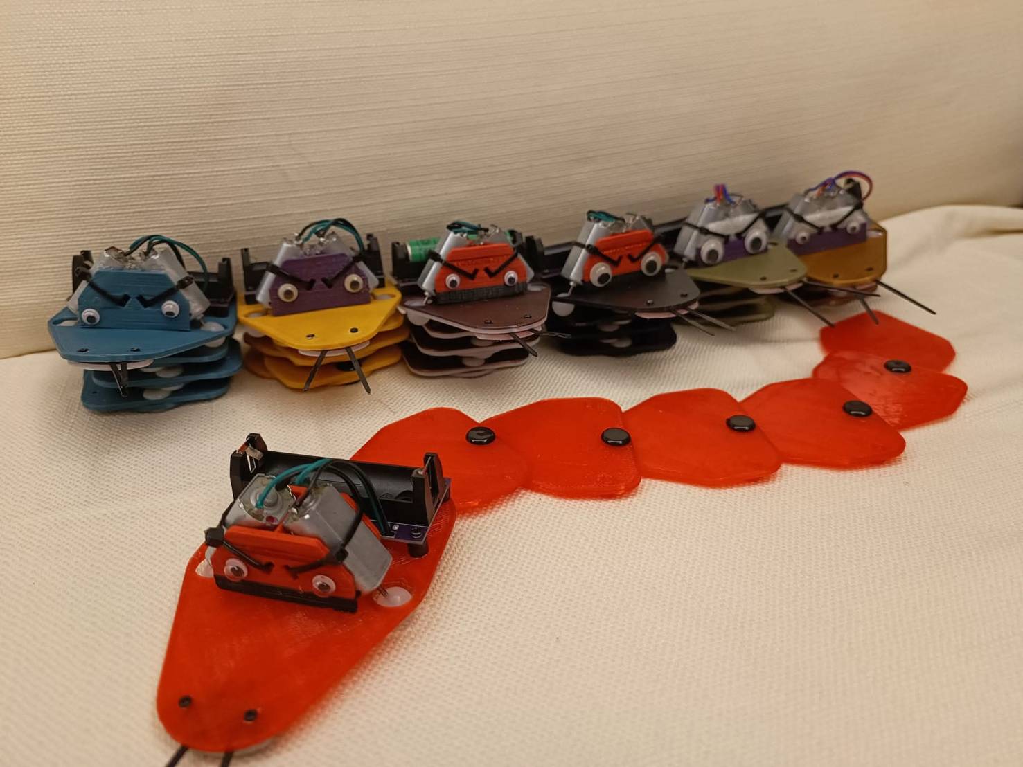 V7RC遙控仿生蛇