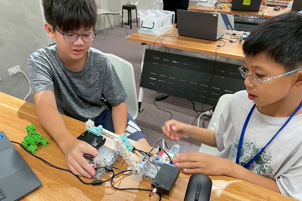 初階邏輯建構-Artec程式機器人