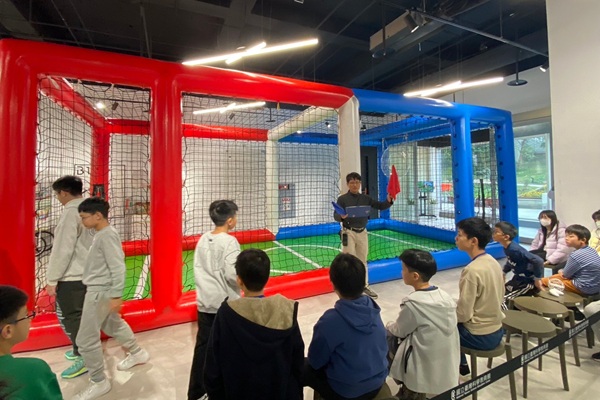 第一人稱視角FPV飛行訓練