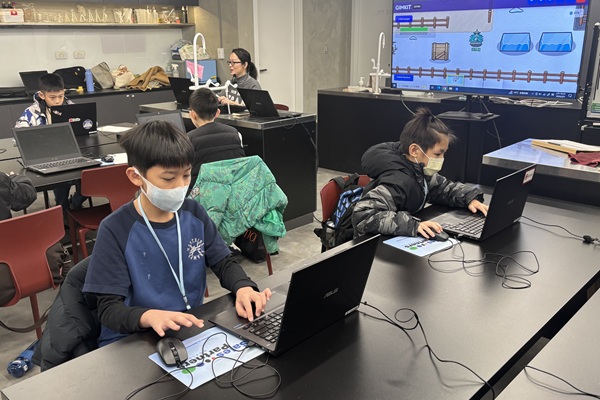 【AI聊天寫程式系列】Roblox遊戲設計營